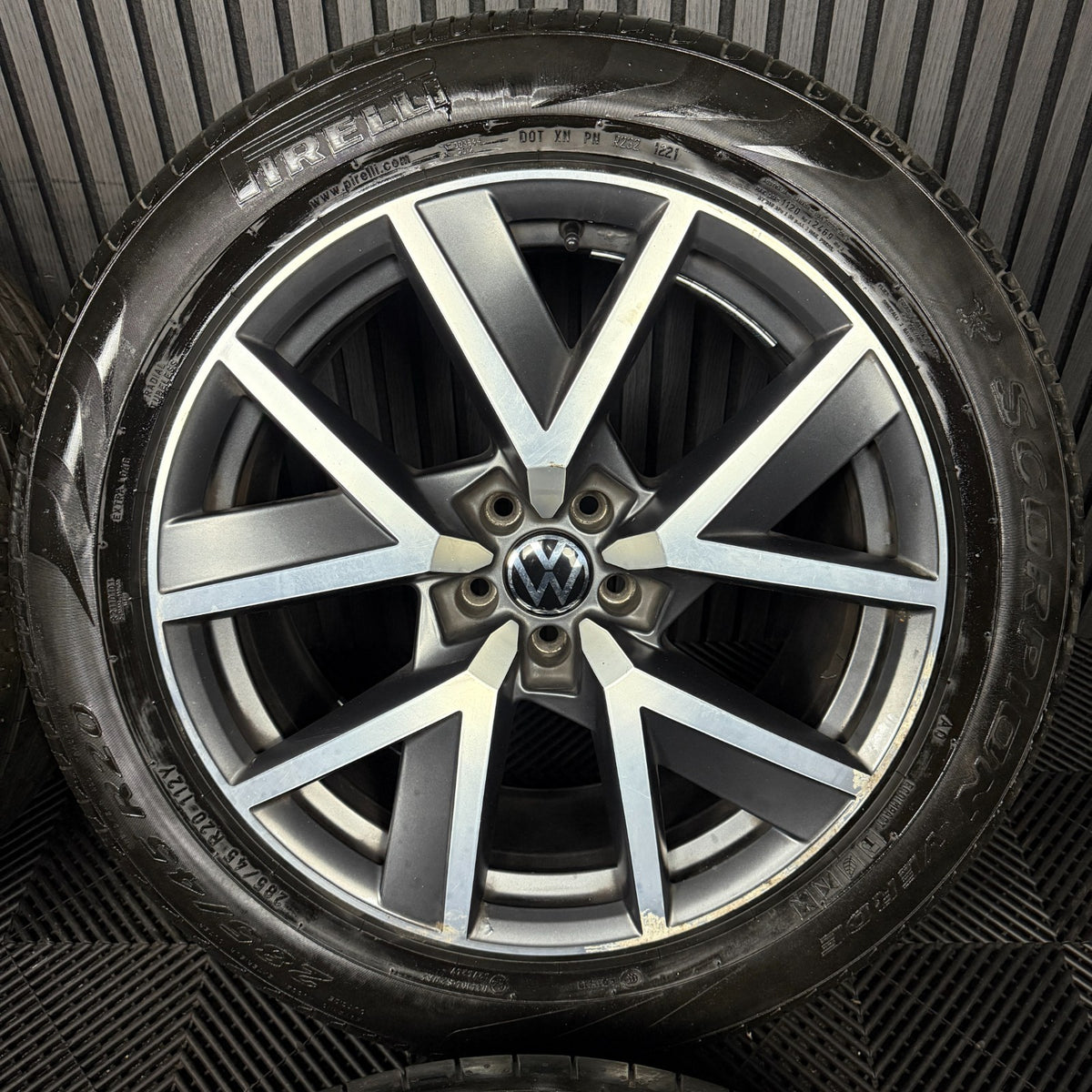 20'' GENUINE VW TOUAREG BRAGA ALLOY WHEELS ALLOYS TYRES Q7 5X112 760601025R