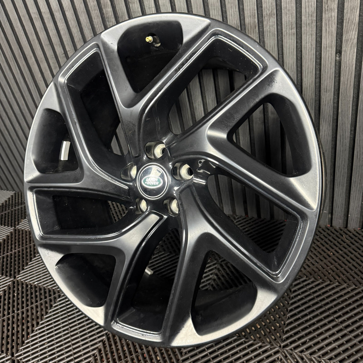 1X 22'' GENUINE RANGE ROVER SPORT LAND BLACK L461 5131 ALLOY WHEEL N9XM-1007-AA