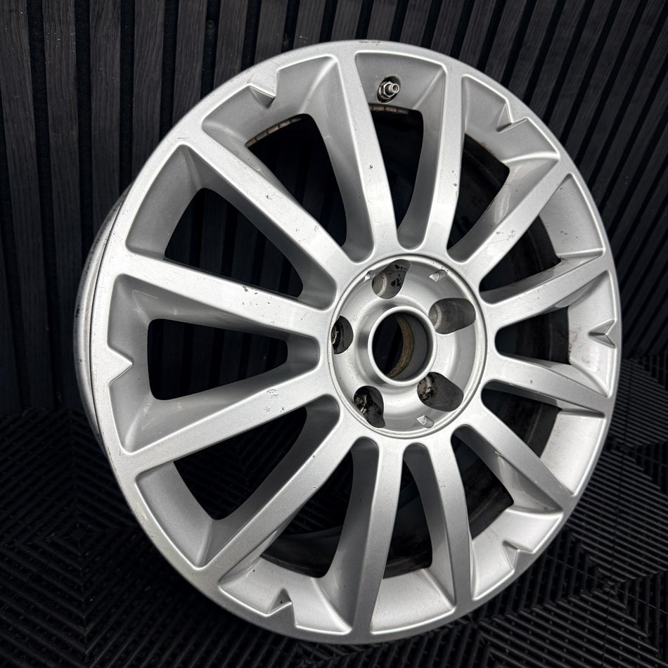 1X 18'' Maserati Ghibli Levante 670010977 Alloy Wheel Single Front Genuine