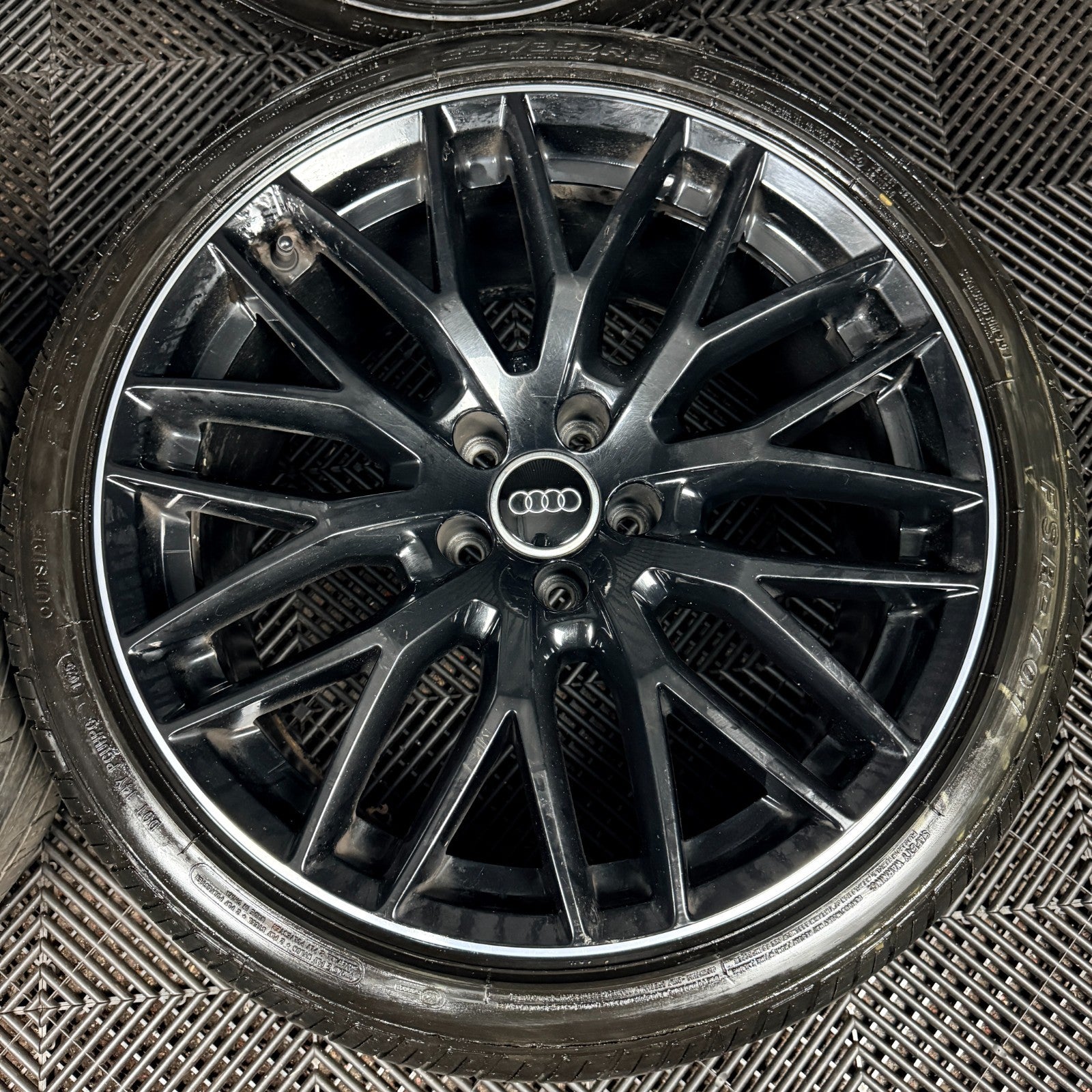 19'' Audi A5 S Line S5 Black Editions Wheel Alloys Tyres 8T0601025DL Genuine