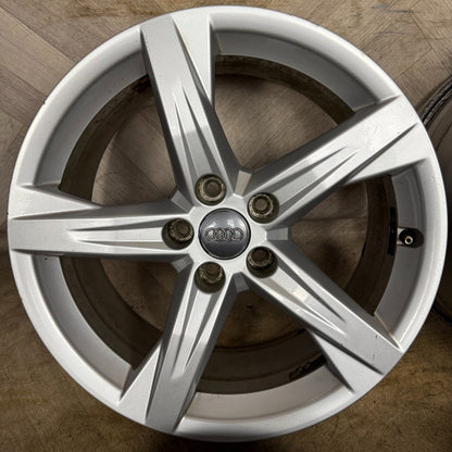 18'' GENUINE AUDI A4 A6 A3 Q5 Q3 5 SPOKE WHEELS ALLOYS 80A601025BE