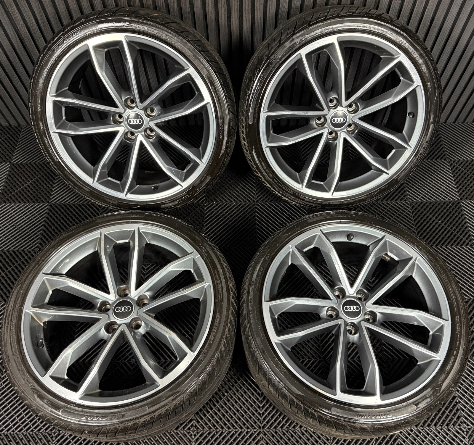 19'' GENUINE AUDI A5 S LINE S5 ALLOY WHEELS ALLOYS TYRES 8W0601025DF