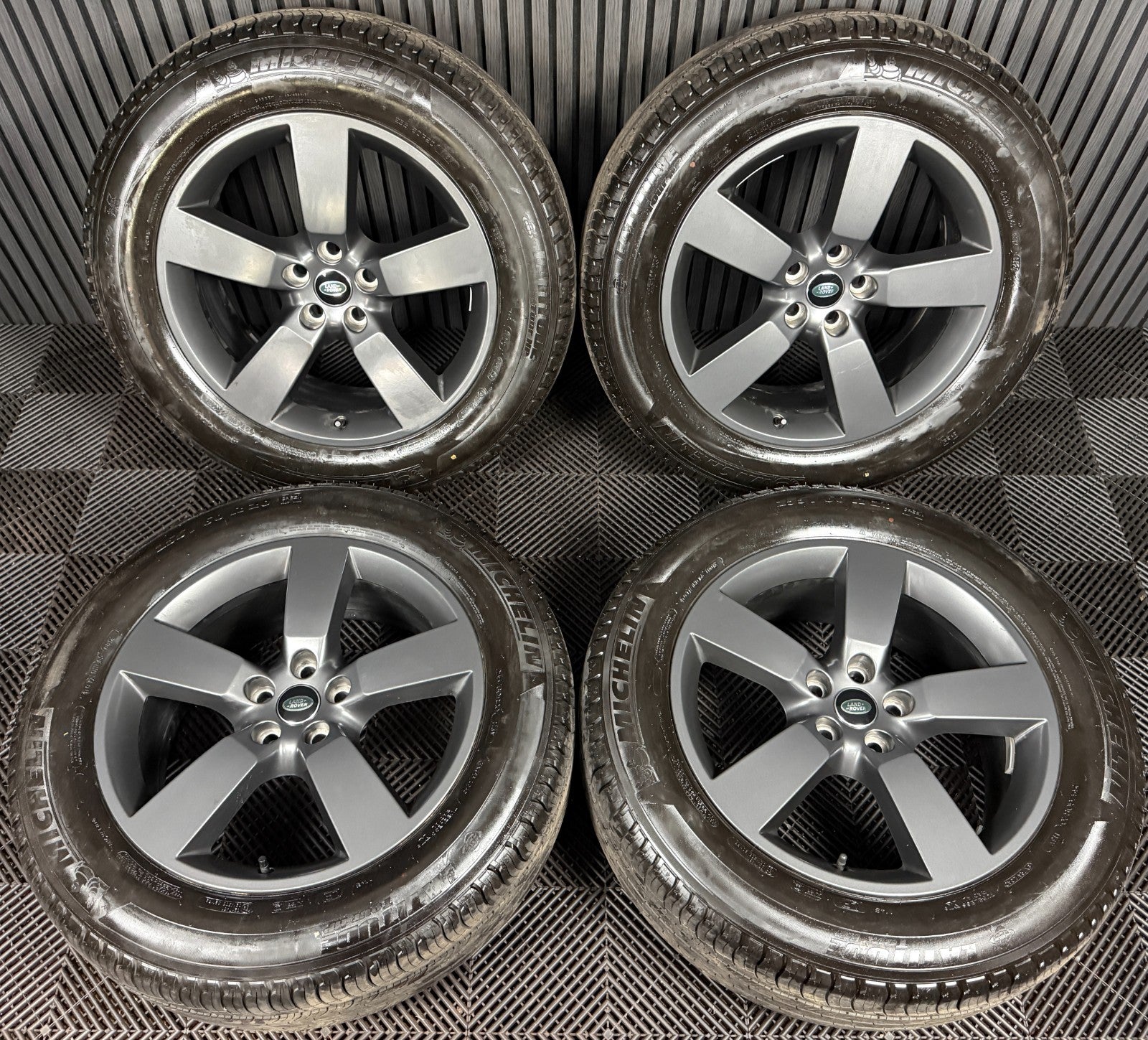 20'' GENUINE LAND ROVER DEFENDER 5 SPOKE GREY 5098 ALLOY WHEELS TYRES ALLOYS