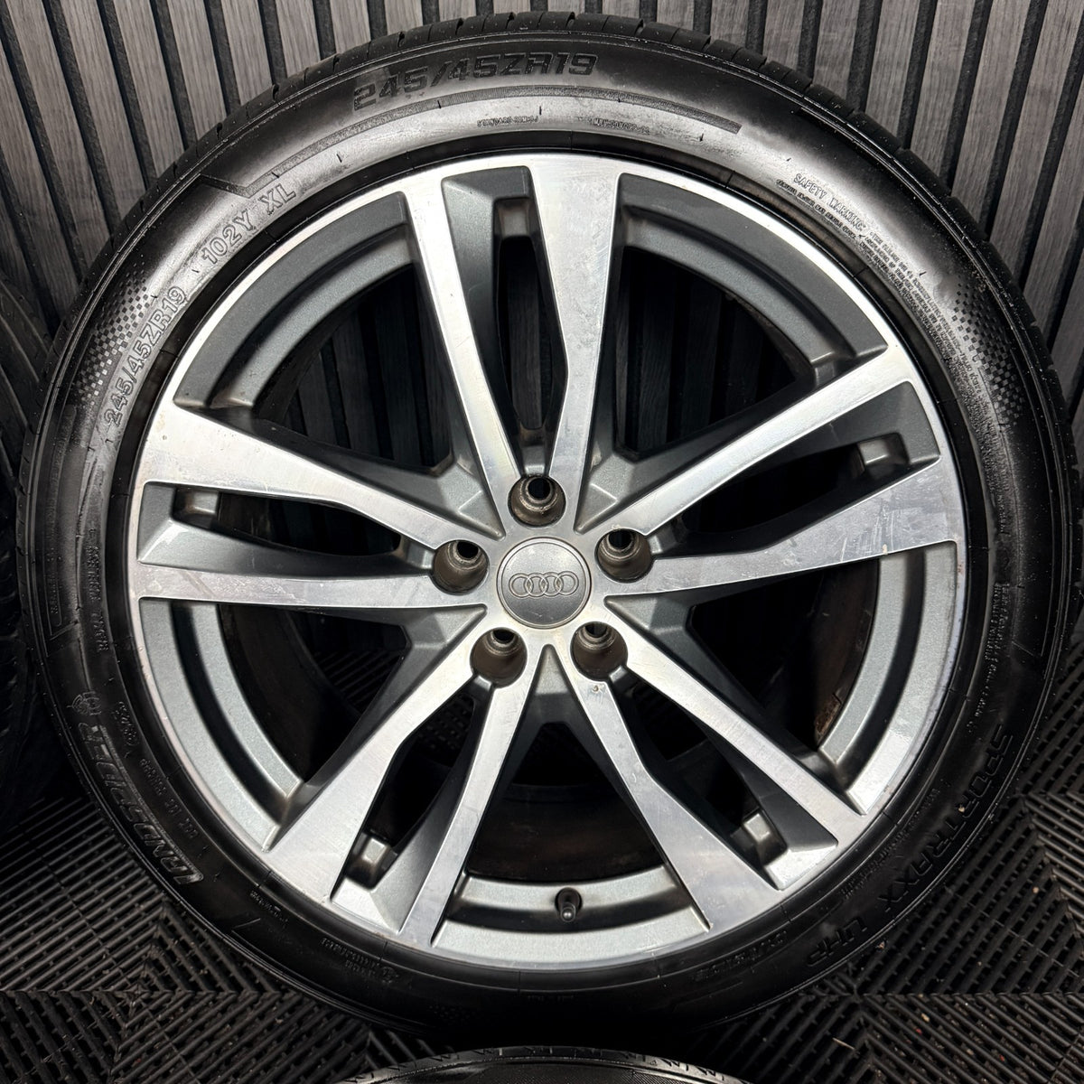 19'' Audi A6 C8 S Line 5 Double Spoke Alloy Wheels Tyres 4K0601025H Genuine