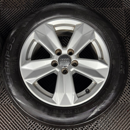 15'' GENUINE AUDI A1 5 SPOKE ALLOY WHEELS ALLOYS TYRES 82A601025