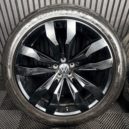21'' VW Touareg Suzuka Black R Line Wheels Alloys Tyres Q7 760601025D Genuine