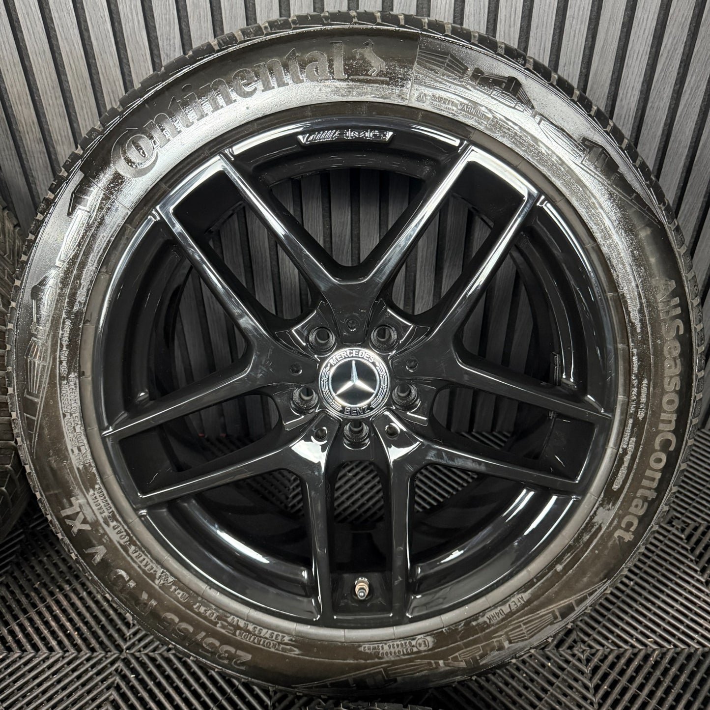 19'' GENUINE MERCEDES AMG GLC COUPE BLACK SPORT ALLOY WHEELS WINTER TYRES 5X112