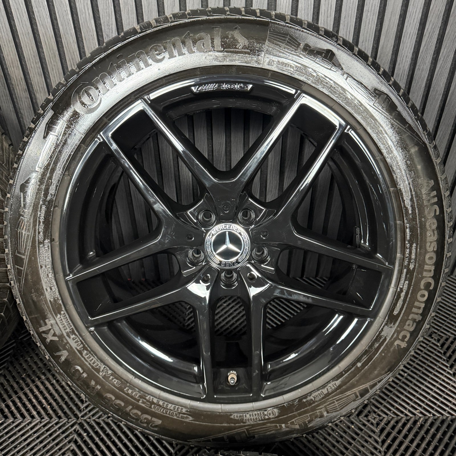 19'' GENUINE MERCEDES AMG GLC COUPE BLACK SPORT ALLOY WHEELS WINTER TYRES 5X112