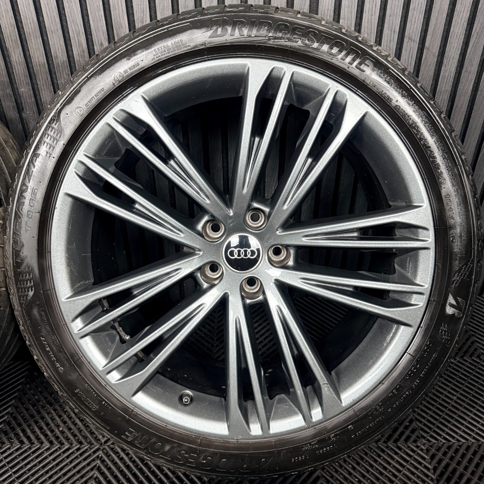 20’’ Audi A7 S7 Line Grey A8 Alloy Wheels Tyres 4K8601025AK Genuine