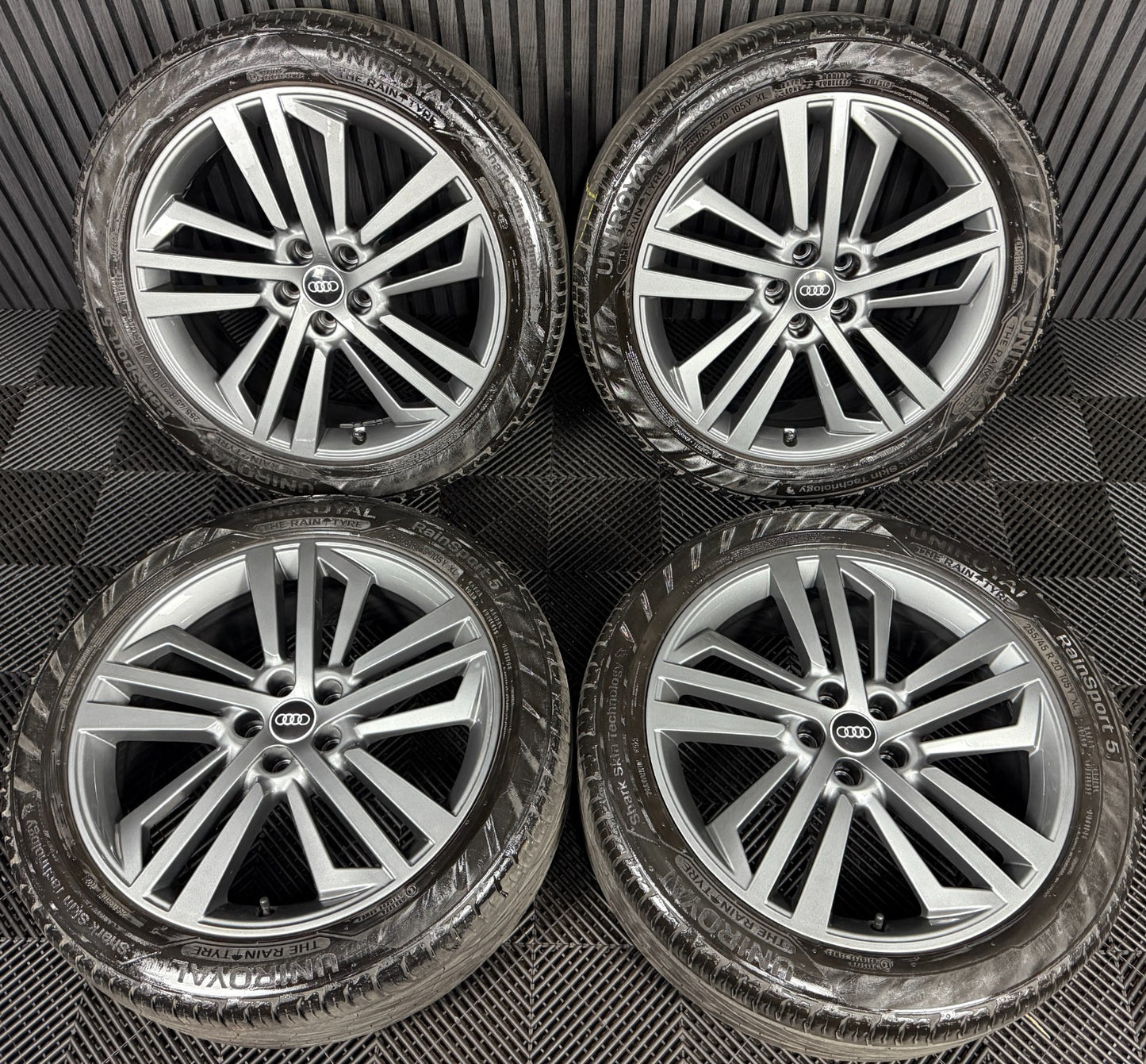 20'' GENUINE AUDI Q5 5 TRIPLE SPOKE GREY SQ5 S LINE WHEEL TYRES ALLOY 80A601025F