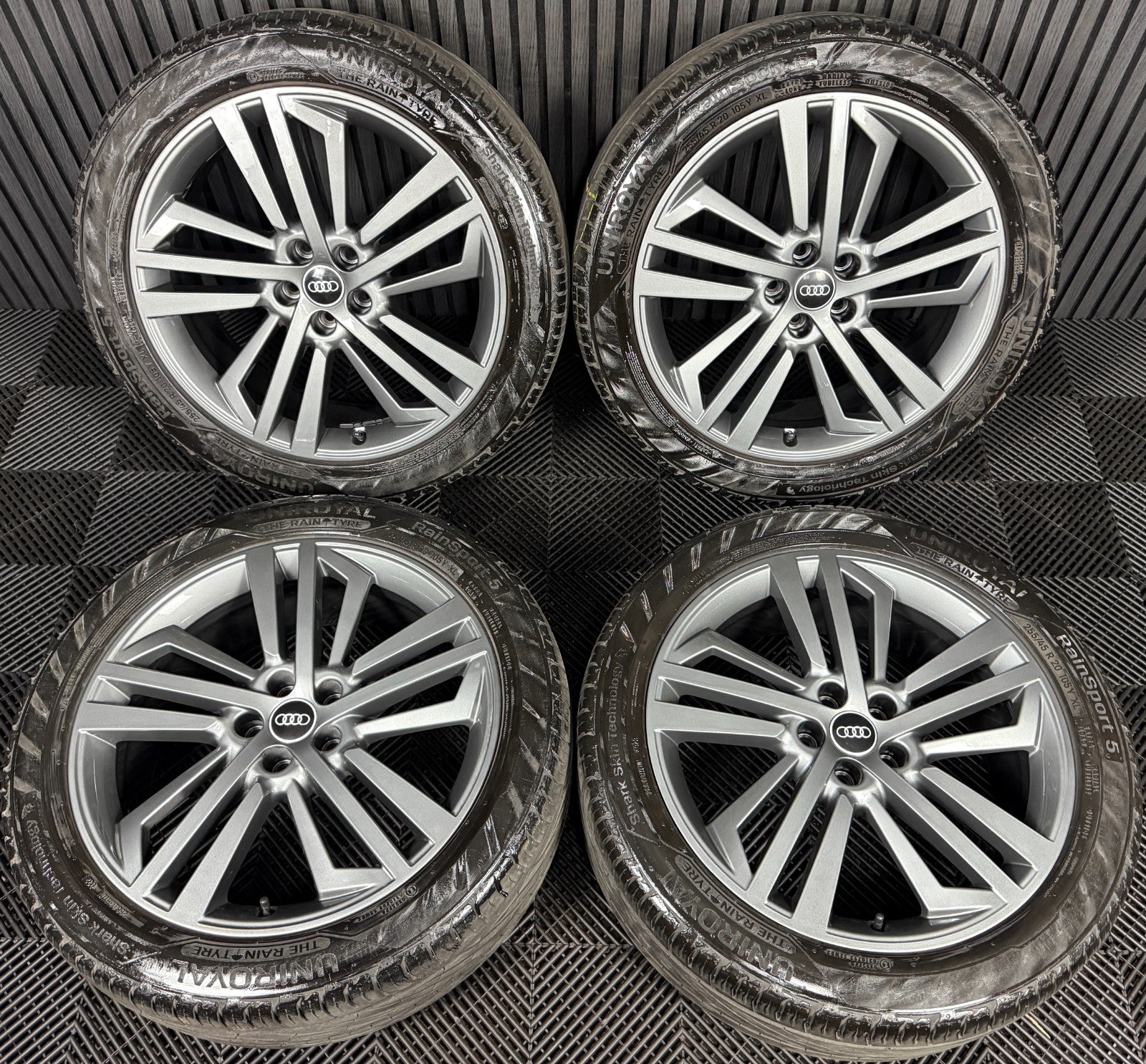 20'' GENUINE AUDI Q5 5 TRIPLE SPOKE GREY SQ5 S LINE WHEEL TYRES ALLOY 80A601025F