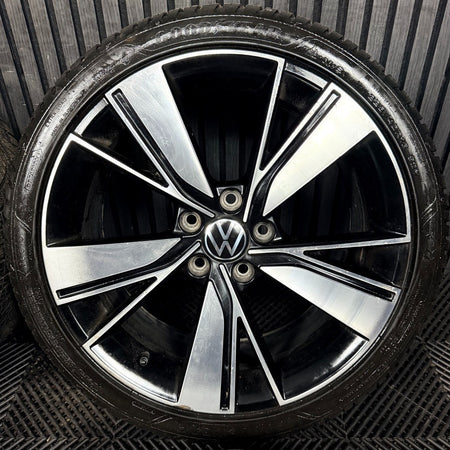18" VW Golf GTD Mk8 GT GTI Bakersfield Wheels Tyre Alloy 5H0601025J Genuine