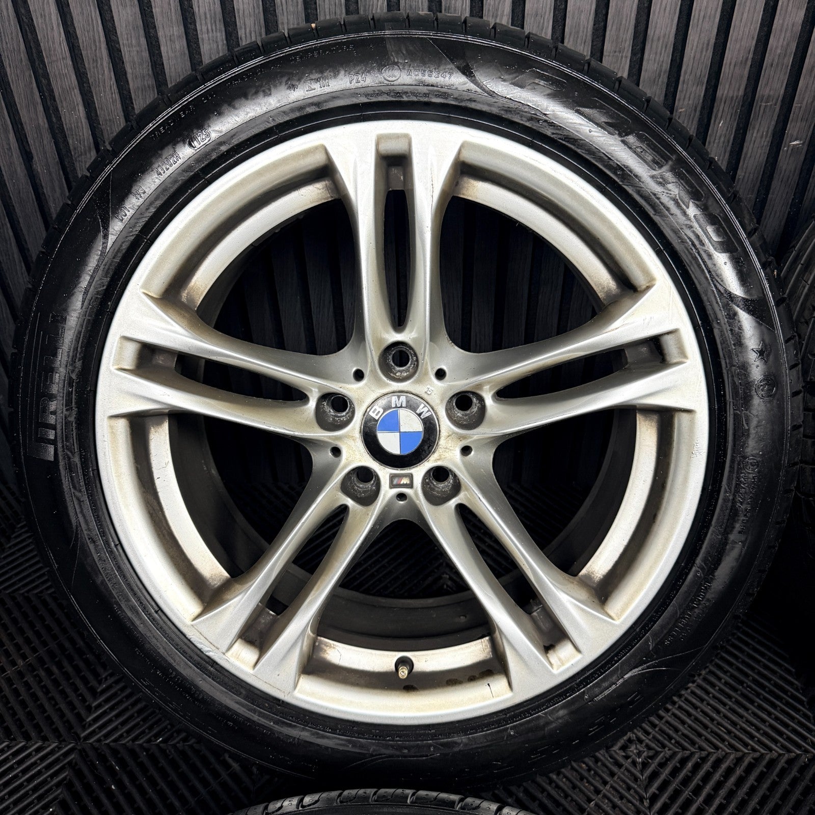 18'' BMW 5 Series 613 Silver M Sport F10 F11 Alloy Wheels Tyres Alloys Genuine