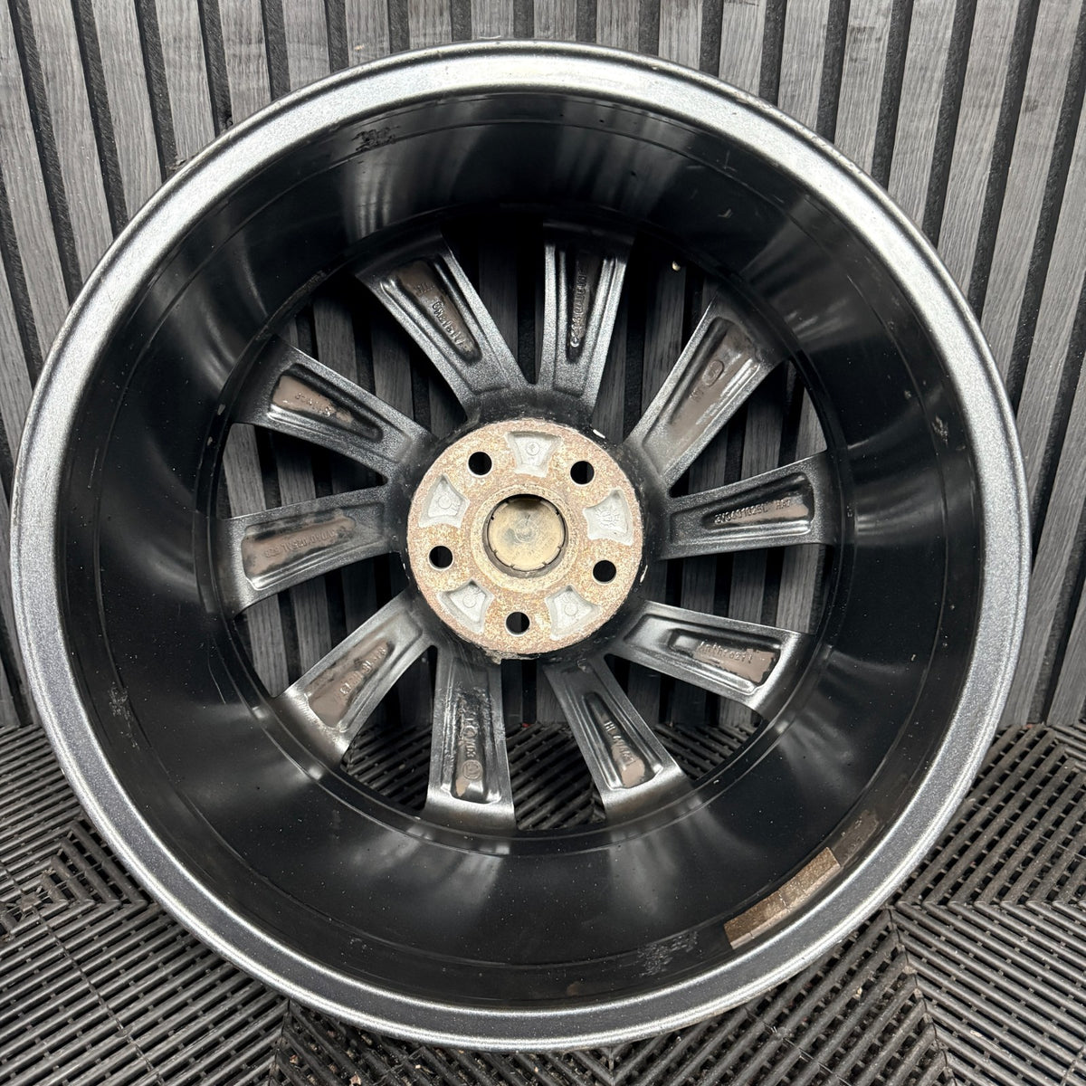 1X 18'' Skoda Superb Mk3 3V Alloy Wheel 3V0601025L Spare Genuine Single