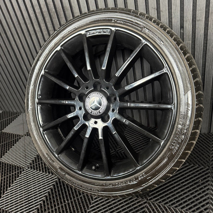1X 18'' GENUINE AMG MERCEDES A CLASS CLA W176 BLACK ALLOY WHEEL TYRE A1764010200