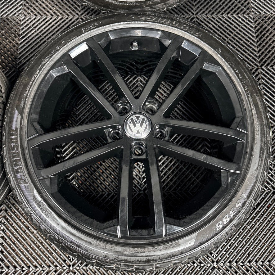 18" VW Golf Nogaro Black GTD GTI GT Mk7 Alloy Wheel Tyres 5G0601025AQ Genuine