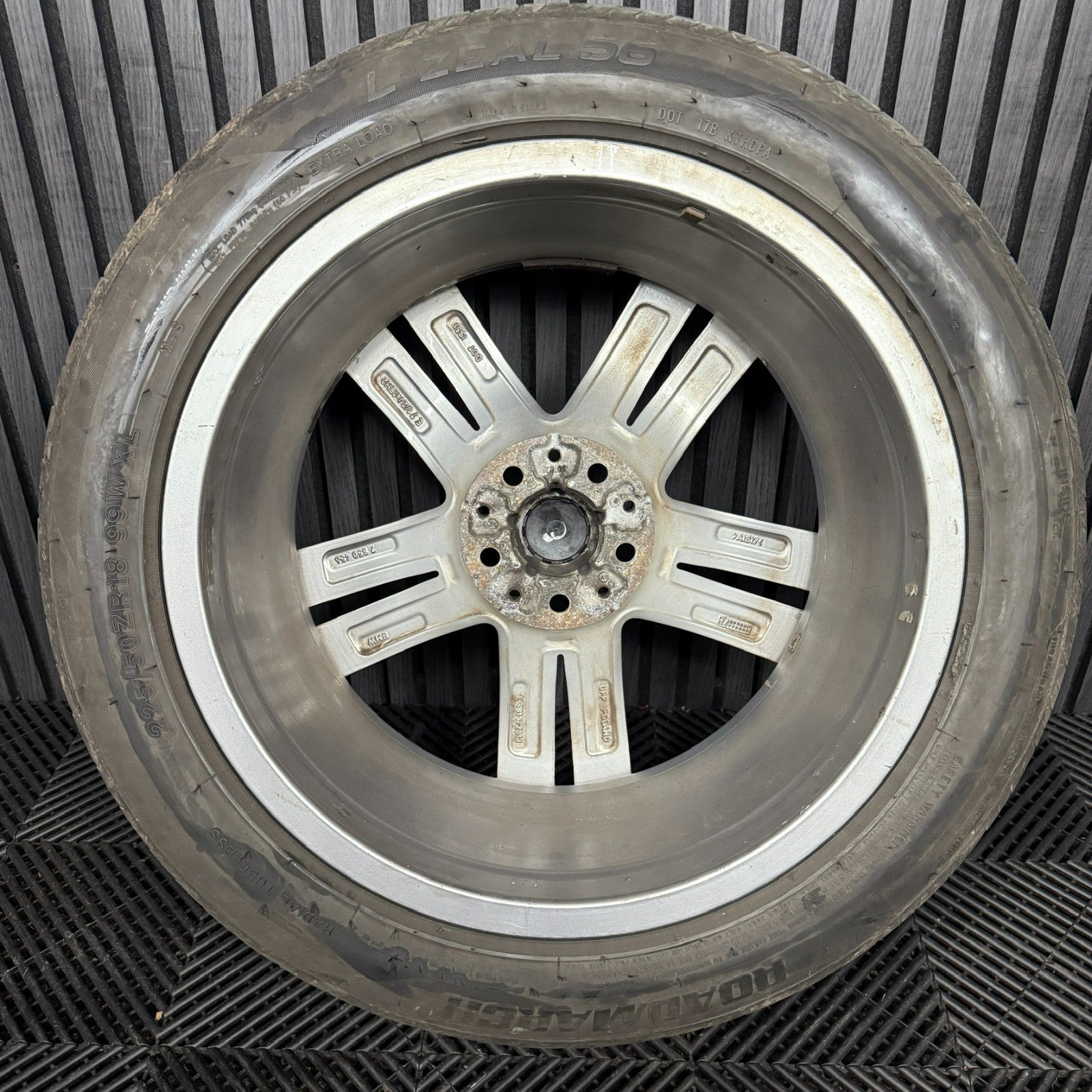 1X 18'' GENUINE BMW X1 570 F48 X2 F39 M SPORT ALLOY WHEEL TYRE 7850456 7.5J ET51