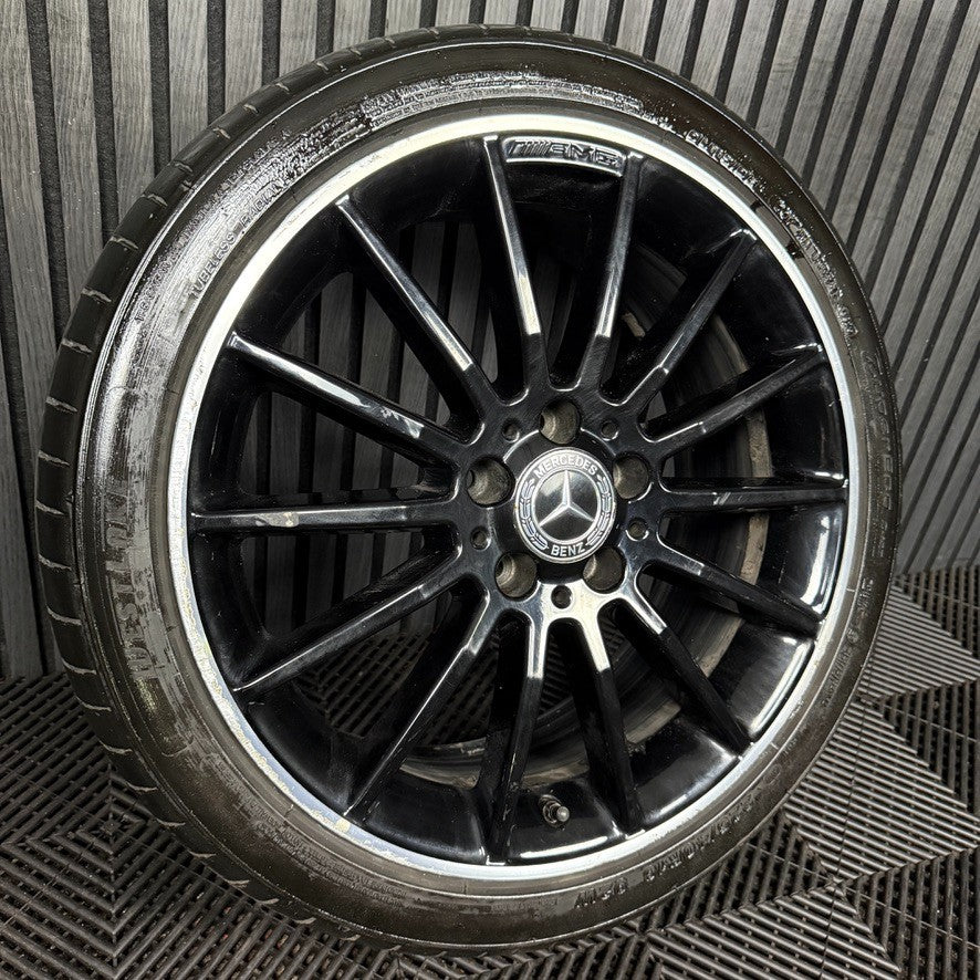 1X 18'' GENUINE AMG MERCEDES A CLASS CLA W176 BLACK ALLOY WHEEL TYRE A1764010200