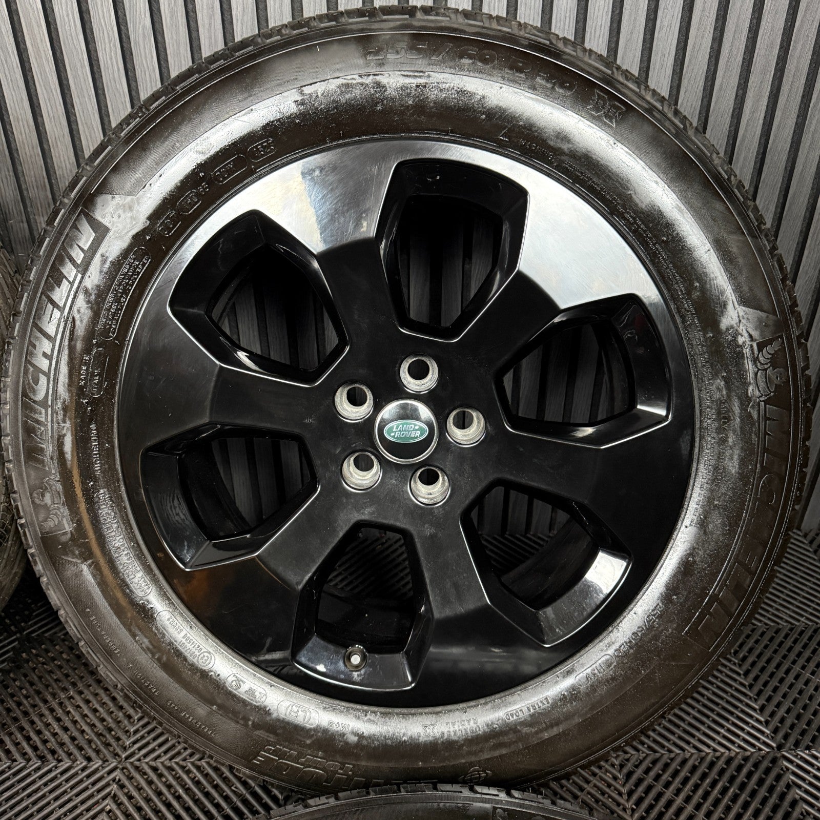 20'' GENUINE LAND ROVER DEFENDER 6 SPOKE BLACK 6011 ALLOY WHEELS TYRES ALLOYS