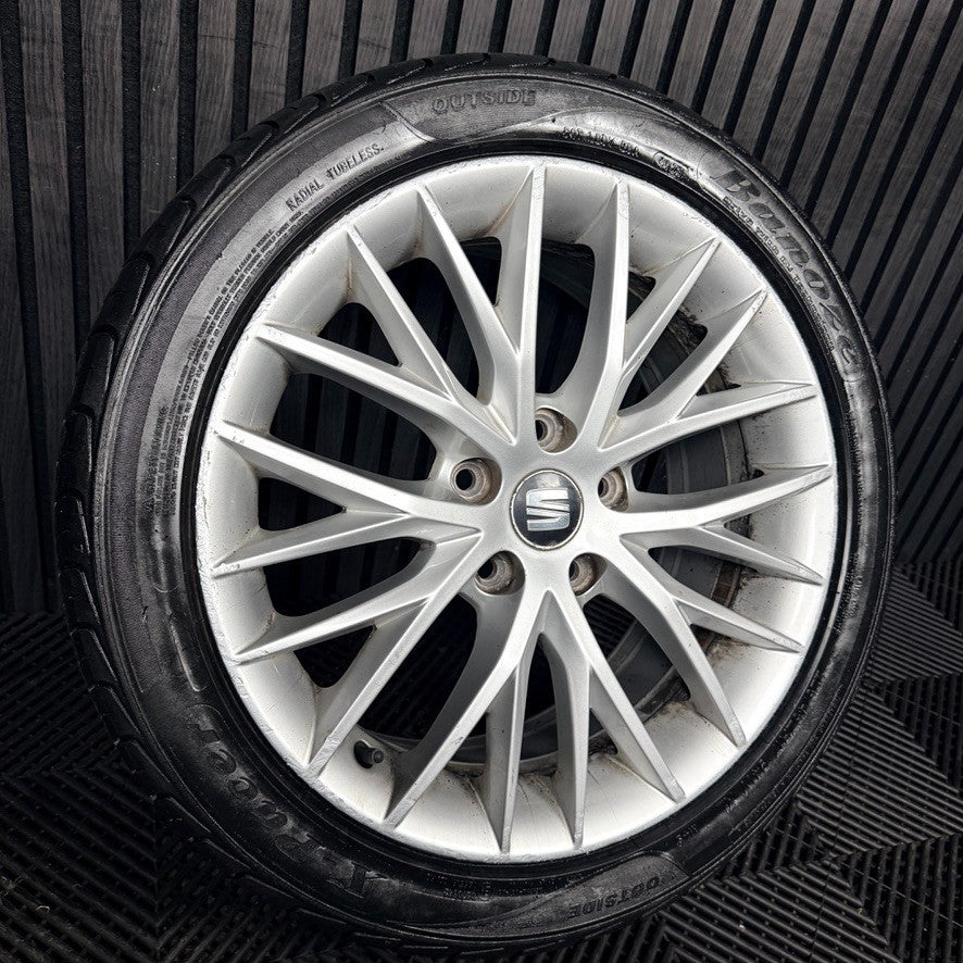 1X 17'' Seat Leon FR MK3 Alloy Wheel Tyre Single Genuine 5F0601025H