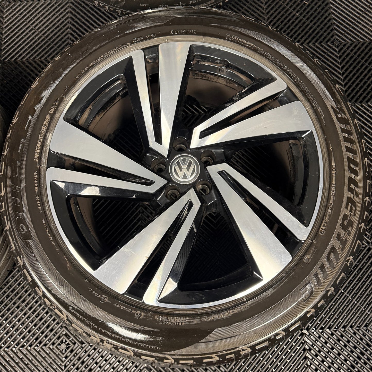 20'' GENUINE VW TOUAREG NEVADA BLACK DC ALLOY WHEELS ALLOYS TYRES Q7 760601025S