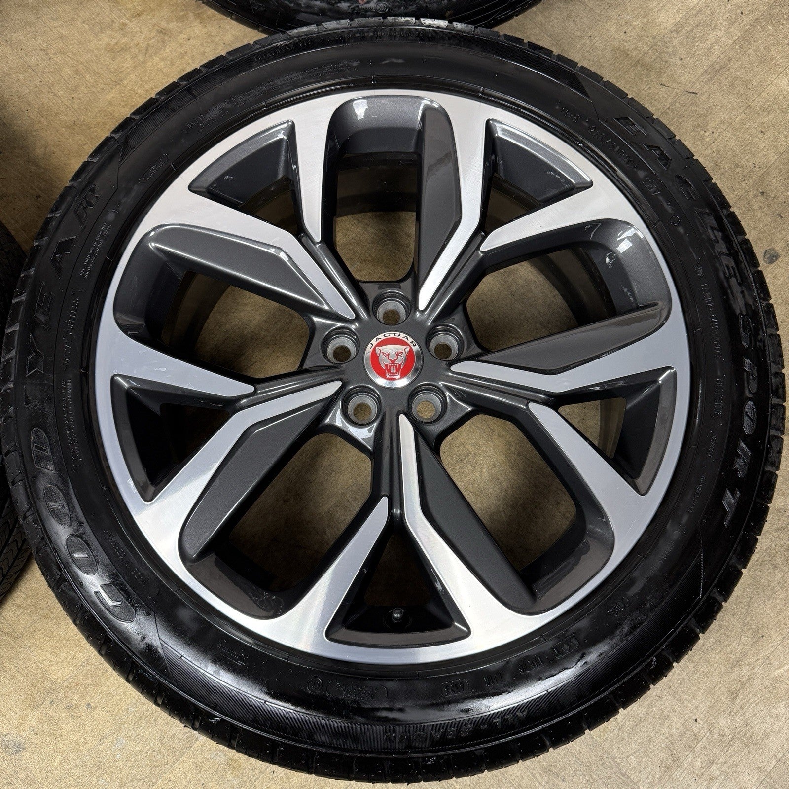 20'' GENUINE JAGUAR I PACE I-PACE 5068 Y SPOKE ALLOY WHEELS TYRES J9D3-1007-CB