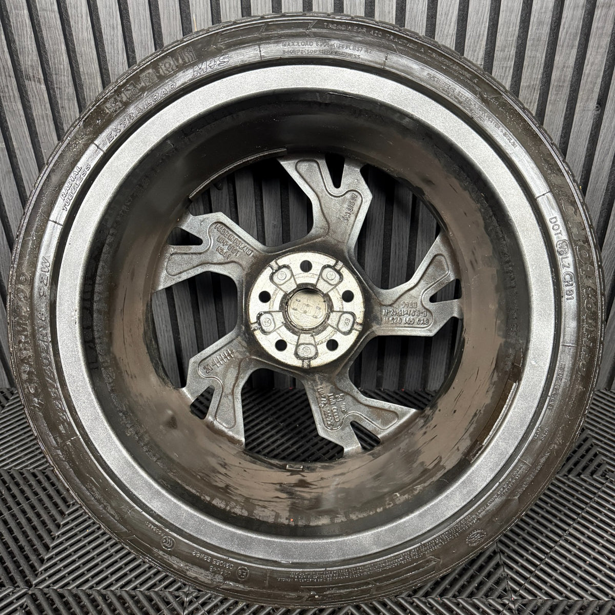 1X 18'' GENUINE AUDI A3 GREY DC ALLOY WHEEL TYRE 8Y0601025H SINGLE SPARE
