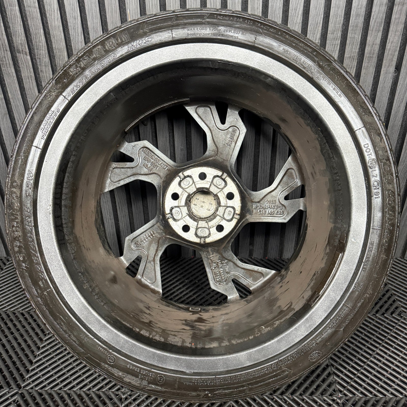 1X 18'' GENUINE AUDI A3 GREY DC ALLOY WHEEL TYRE 8Y0601025H SINGLE SPARE