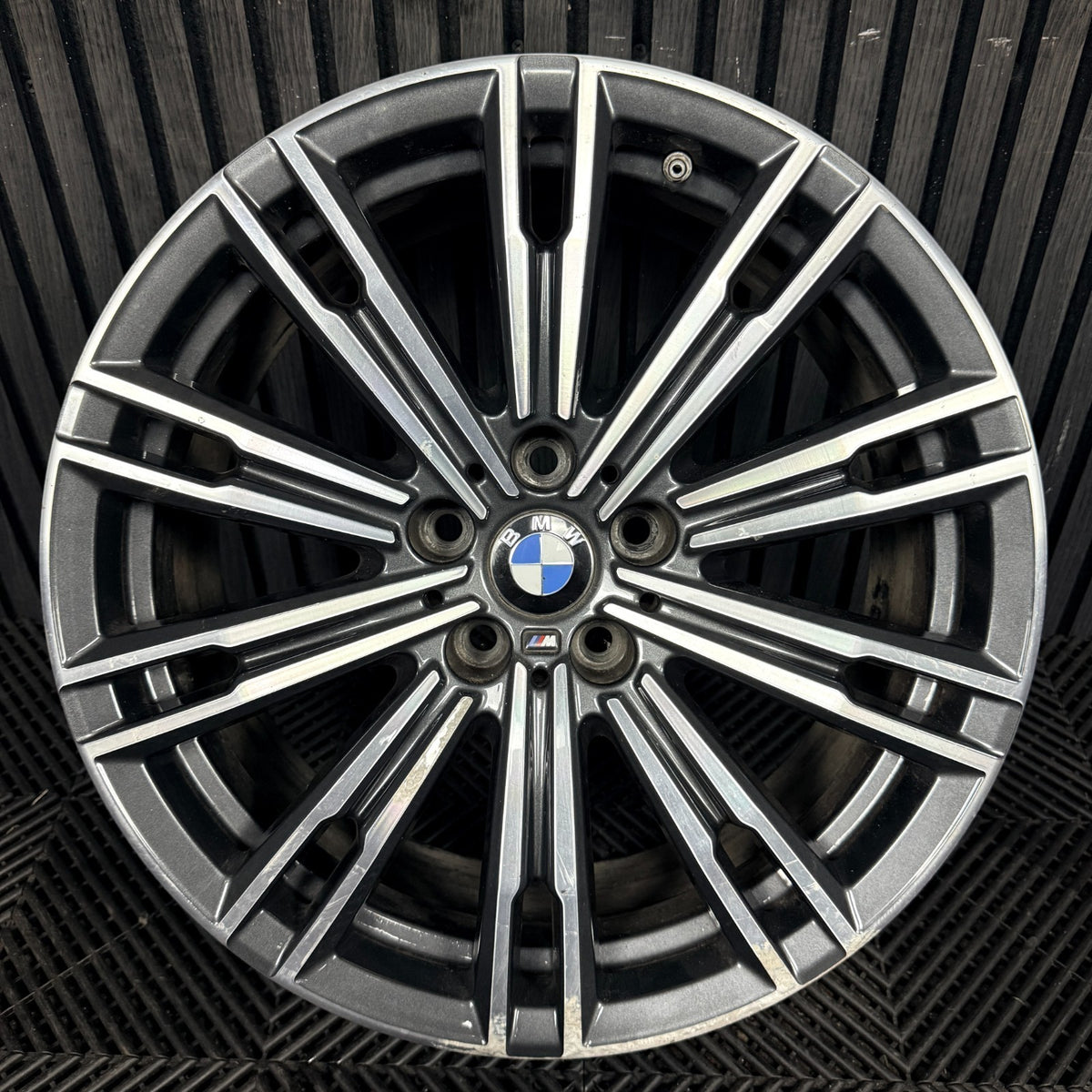 1X 18'' BMW 3 Series 790 M Sport G21 G20 Alloy Wheel Front 8089890 Genuine