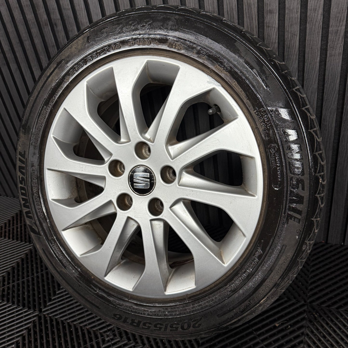 1X 16'' GENUINE SEAT LEON MK3 ALLOY WHEEL TYRE SPARE SINGLE 5F0601025A