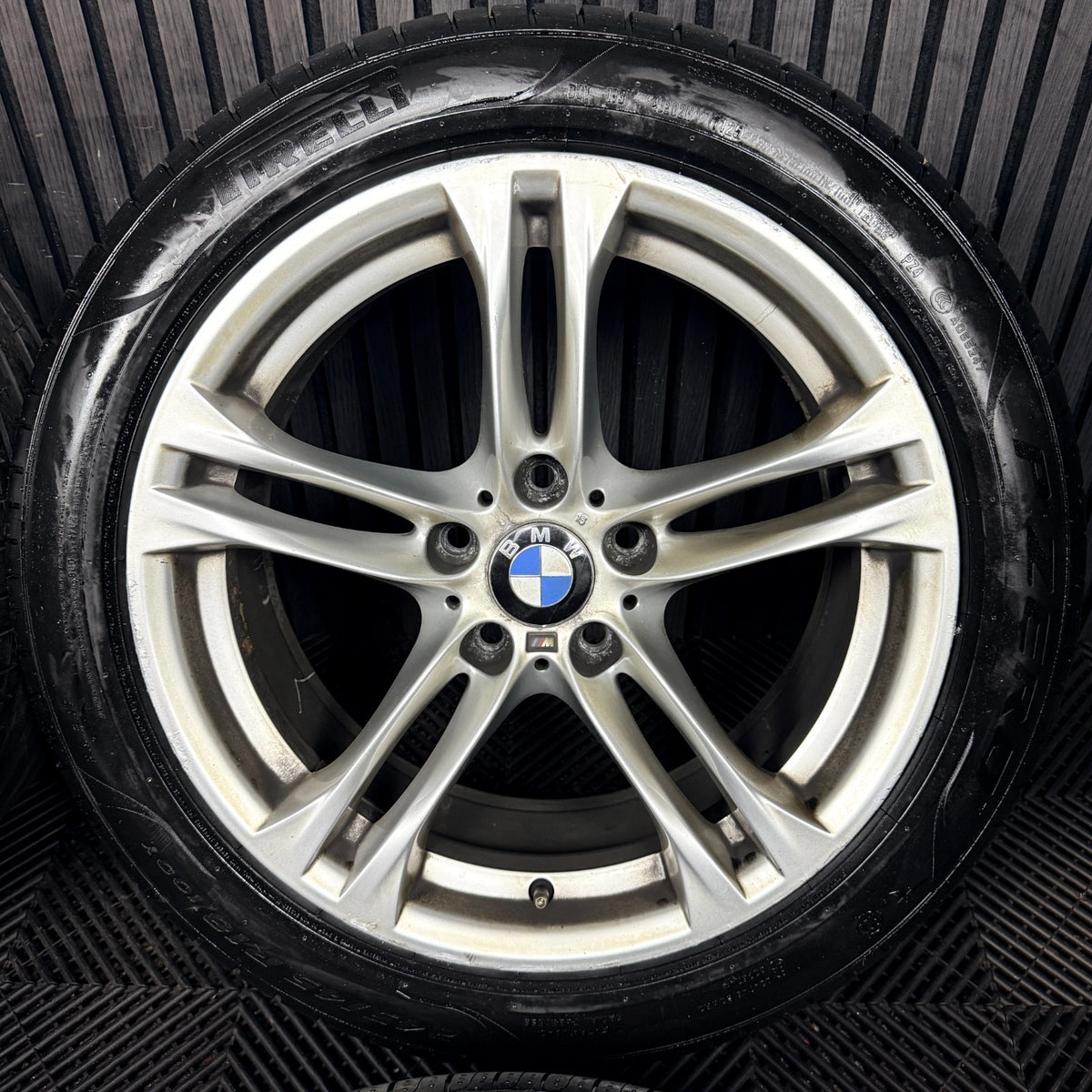18'' BMW 5 Series 613 Silver M Sport F10 F11 Alloy Wheels Tyres Alloys Genuine