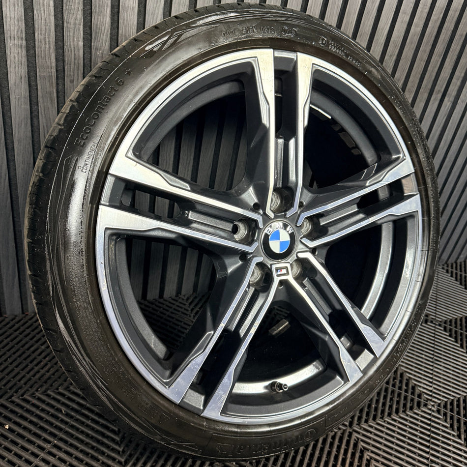 1x 18'' BMW 1 Series 819 M Sport 2 F40 F44 Alloy Wheels Tyre 8092352 Genuine OEM