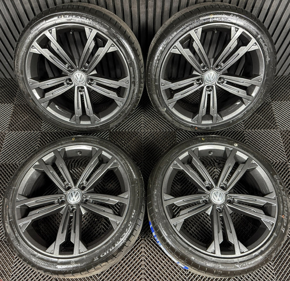 18" GENUINE VW GOLF SEVILLE GREY GTD GT MK7 ALLOY WHEEL TYRES 5G0601025CM