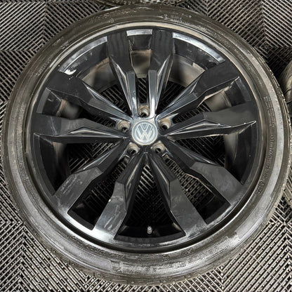 20'' GENUINE VW TIGUAN R LINE SUZUKA BLACK ALLOY WHEELS TYRES ALLOYS 5NA601025G