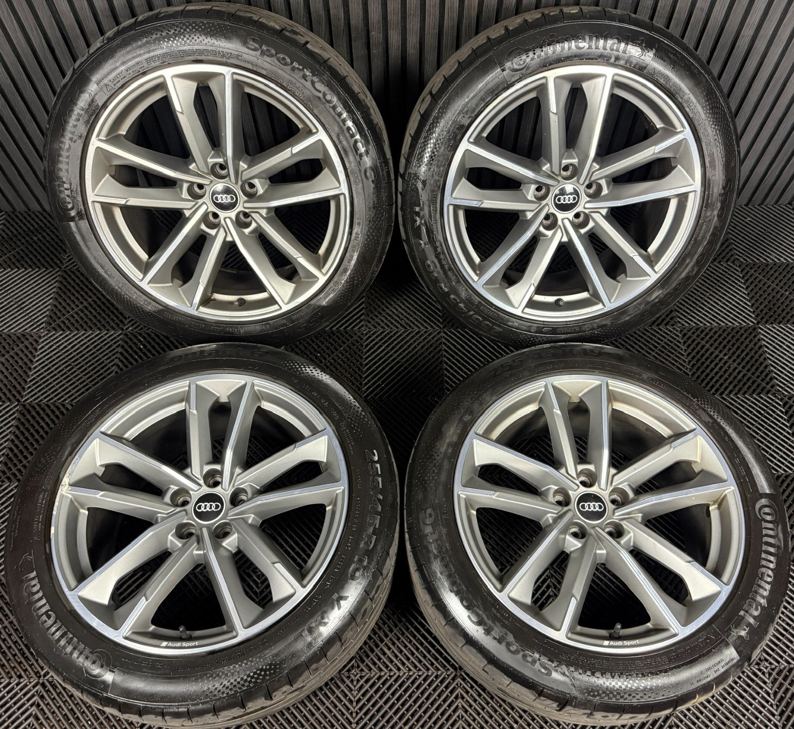 19'' GENUINE AUDI Q3 S LINE GREY DC 5 DOUBLE SPOKE ALLOY WHEELS TYRES 83A601025B