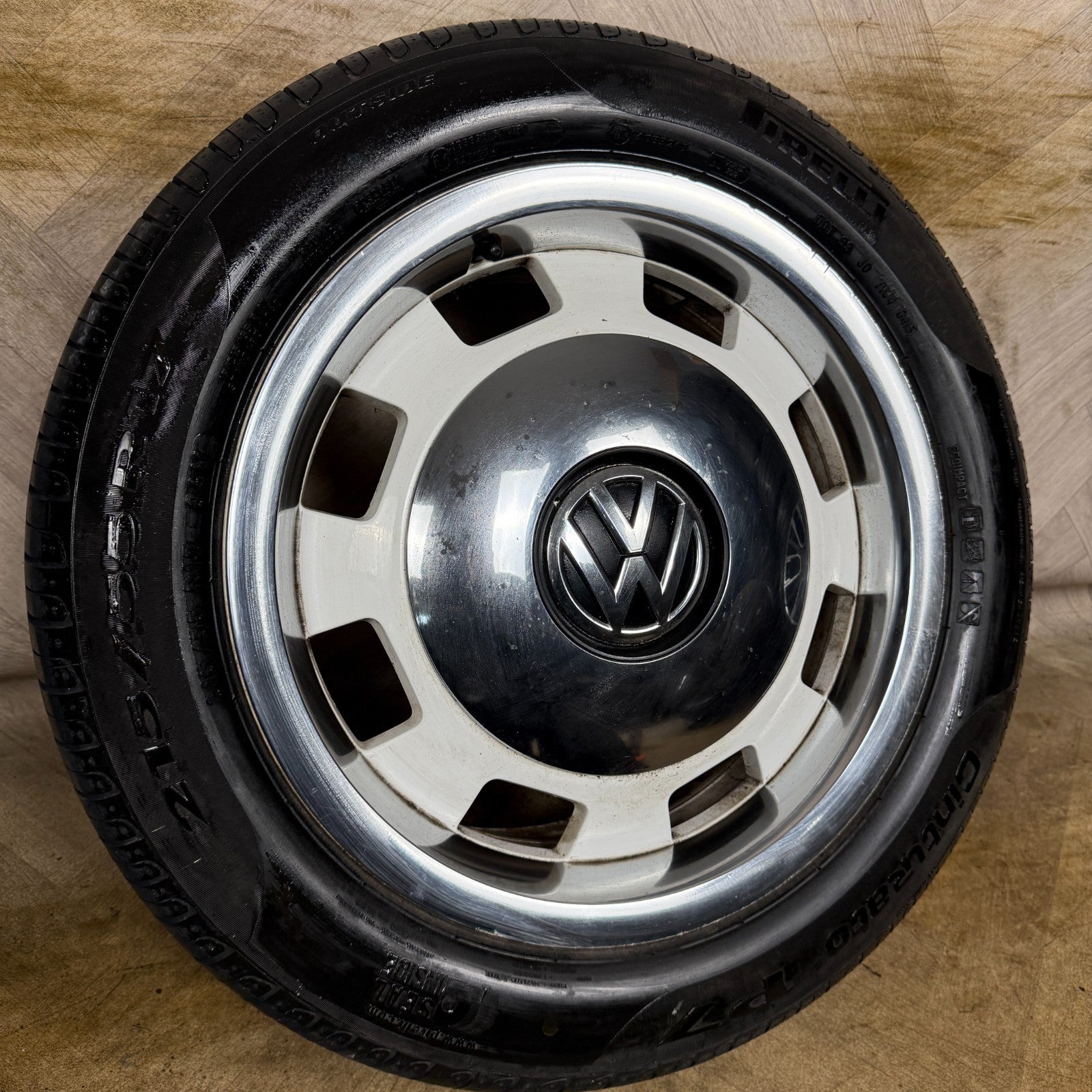 1X 17'' GENUINE VW BEETLE MK3 HERITAGE WHITE ALLOY WHEEL PIRELLI TYRE 5C0601025G