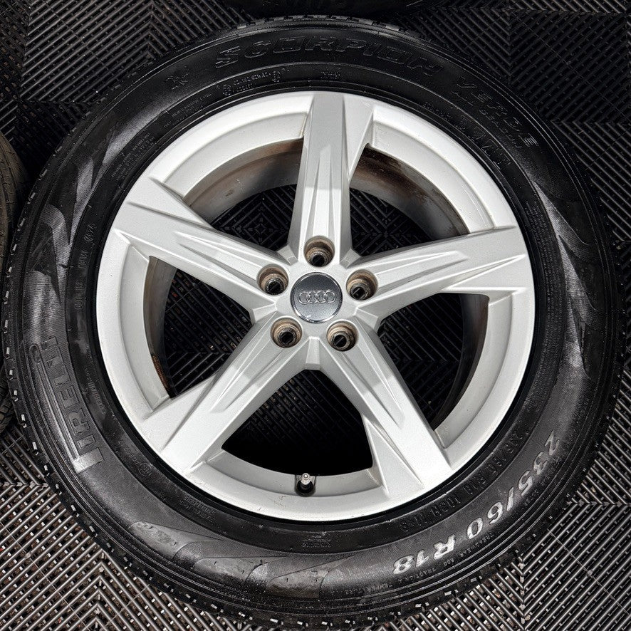18'' Audi Q5 5 Spoke Alloy Wheel Tyres 80A601025BE Genuine