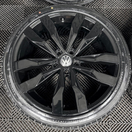 19" VW T-Roc R Line Suzuka Black Alloy Wheels Tyres Alloys 2GA601025AE Genuine