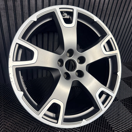 1X 20'' Maserati Levante 670044708 Alloy Wheel Single Rear Genuine