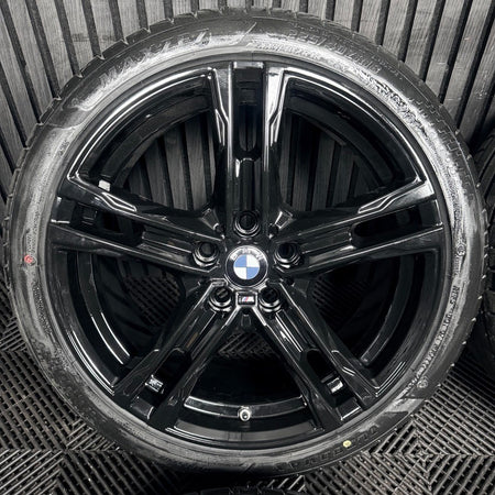 18'' BMW 1 Series 819 Black M Sport 2 F40 F44 Alloy Wheels Tyres 8092352 Genuine