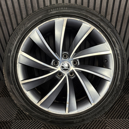 1X 18'' GENUINE SKODA SUPURB MK3 3V TYRE ALLOY WHEEL 3V0601025L SPARE