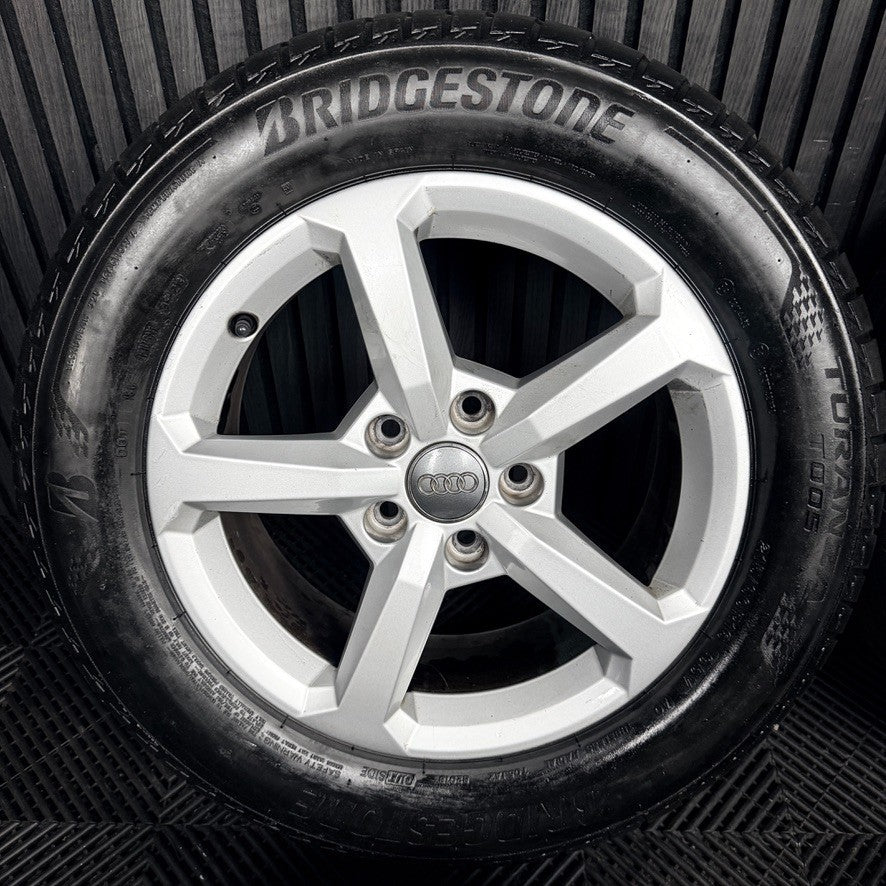 17'' GENUINE AUDI Q2 5 SPOKE ALLOY WHEELS TYRES ALLOYS 81A601025
