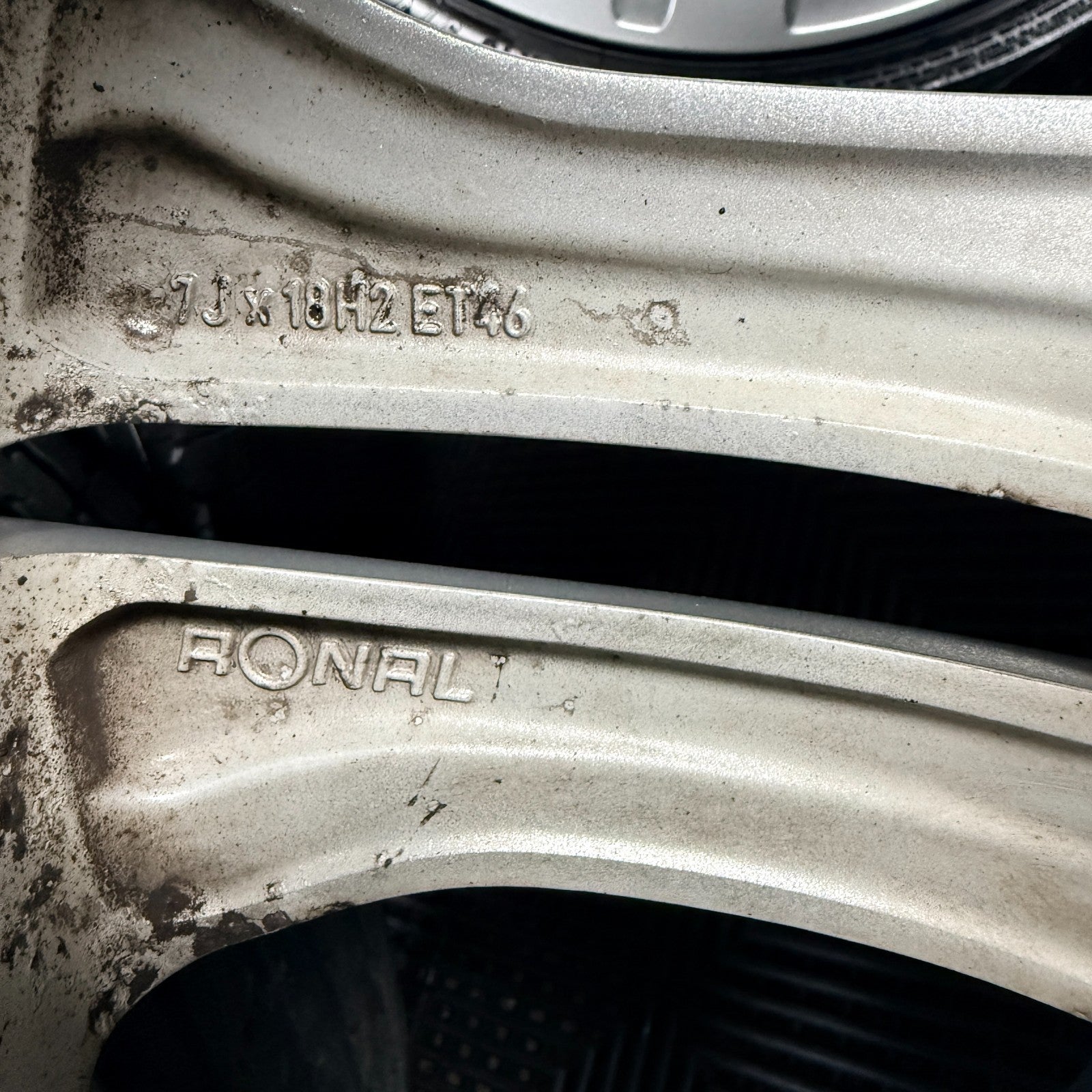 18'' Mercedes GLA Silver 5 Double Spoke Wheels Tyres Alloys A1564011300 Genuine