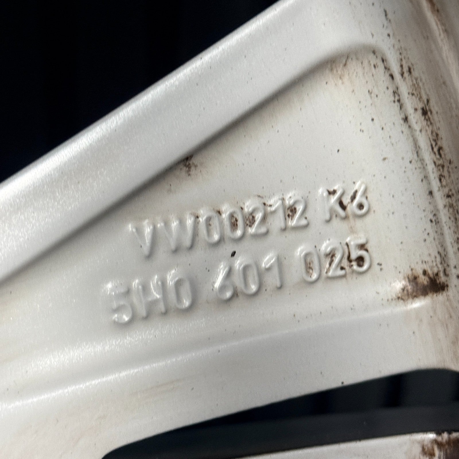 1X 16'' VW Golf MK8 Norfolk Alloy Wheel Tyre GT Single 5H0601025 Genuine