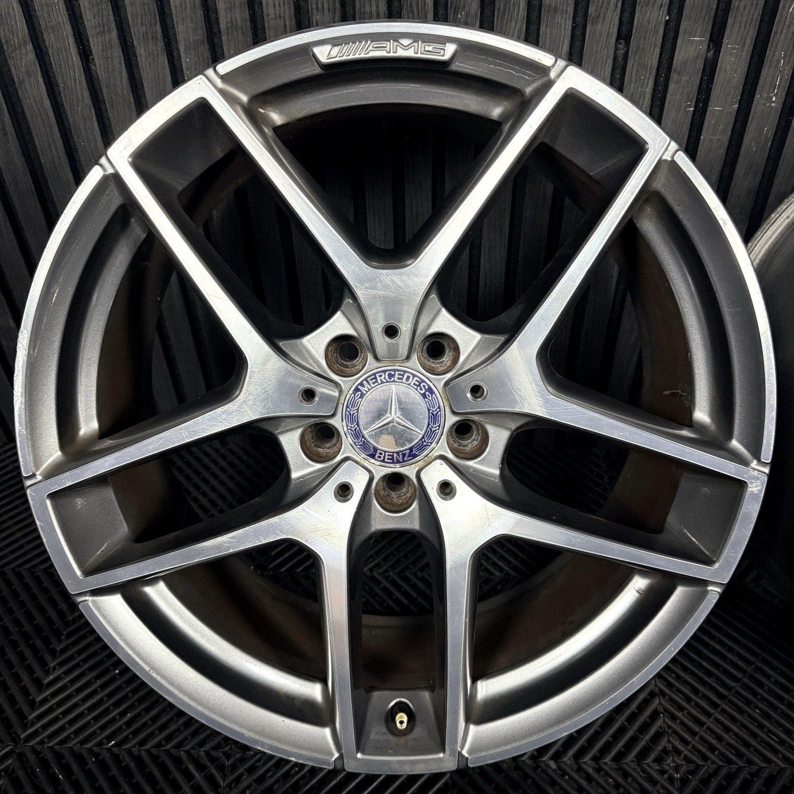 19'' Mercedes AMG GLC Grey DC Sport Alloy Wheels 5X112 Genuine A2534011800