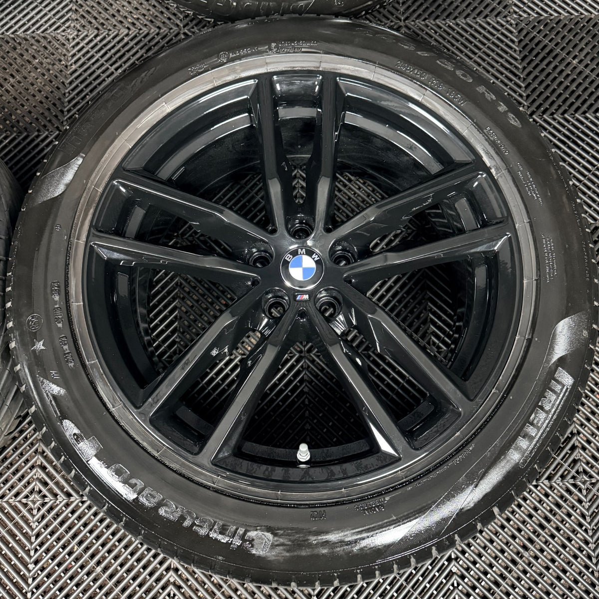 19'' BMW X3 X4 G01 G02 698 Black M Sport Wheels Tyres Alloys 8010267 Genuine
