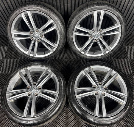 18" VW Golf Sebring GTD GTI GT Mk7 Alloy Wheel Tyres 5G0601025DC Genuine