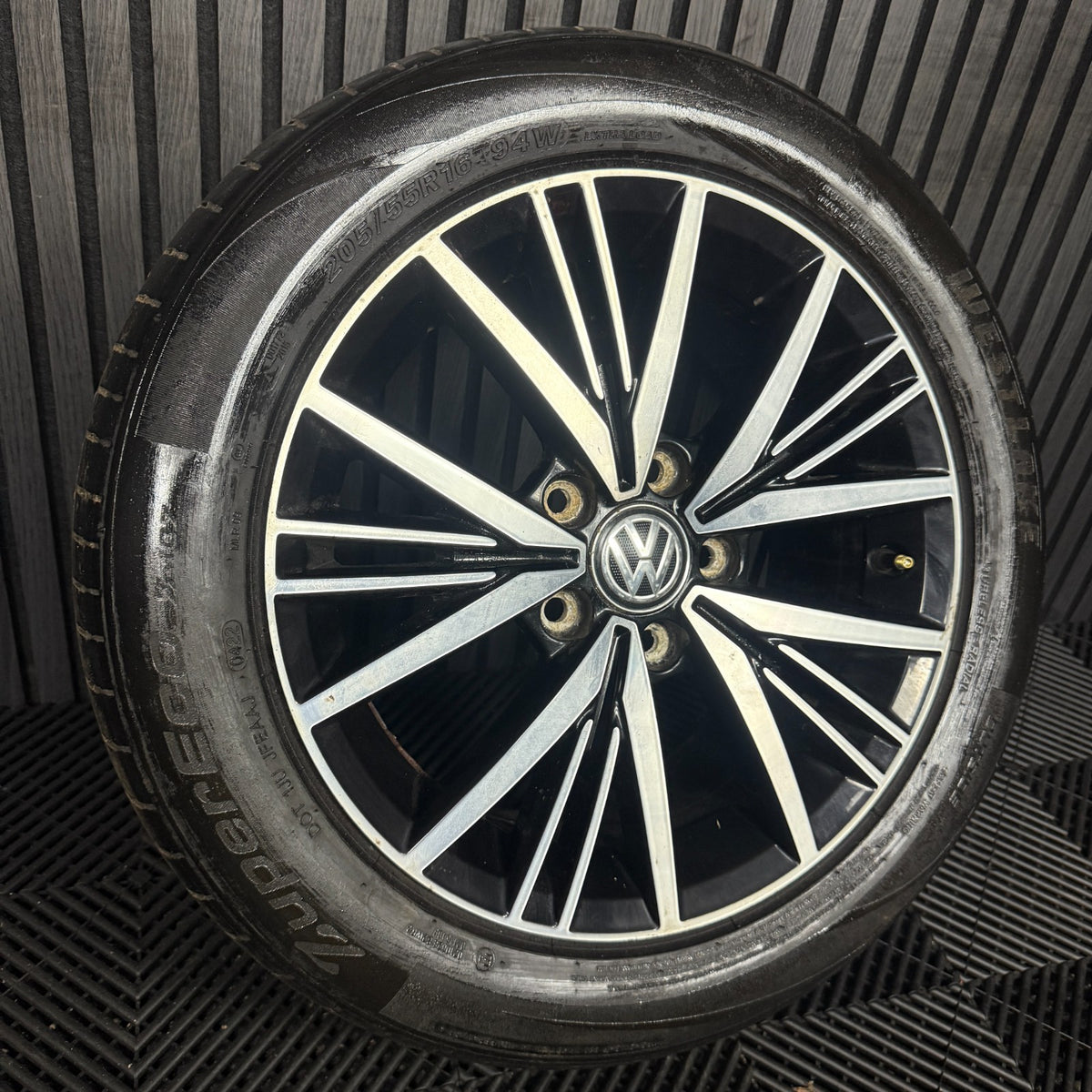 1X 16'' GENUINE VW GOLF MK7.5 MK7 LINAS ALLOY WHEEL TYRE GT SINGLE 5G0601025CD