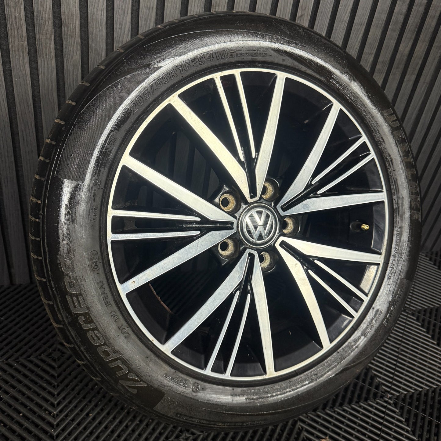 1X 16'' GENUINE VW GOLF MK7.5 MK7 LINAS ALLOY WHEEL TYRE GT SINGLE 5G0601025CD