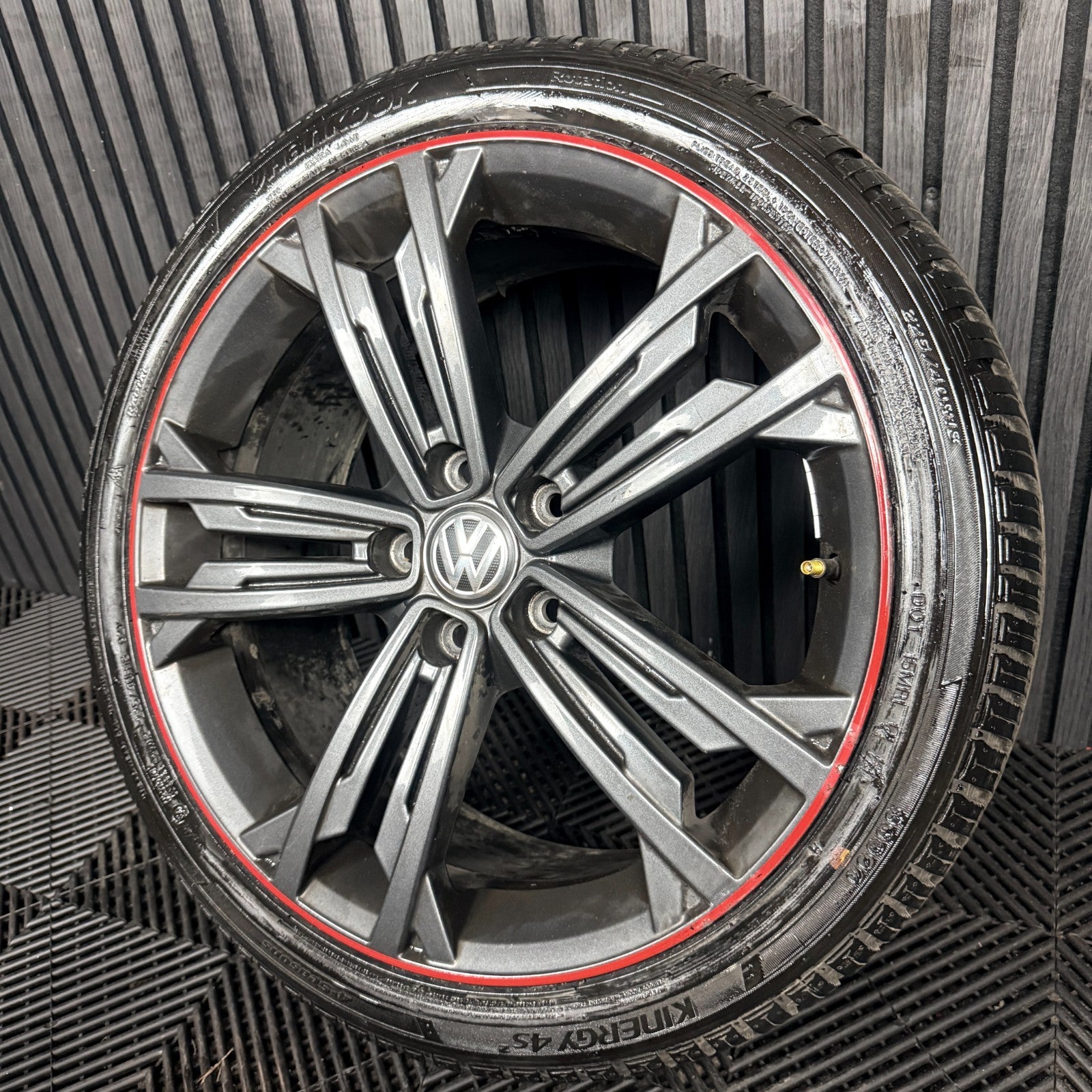 1X 18'' VW Golf GTD Seville Grey GT GTI MK7 Alloy Wheel Tyre 5G0601025DR Genuine